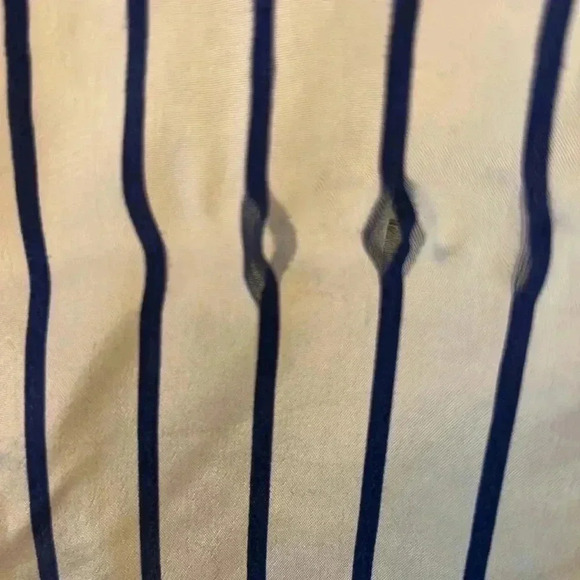 J Crew Sheer popover top in crepe de chine-Sz 2 - Picture 3 of 6